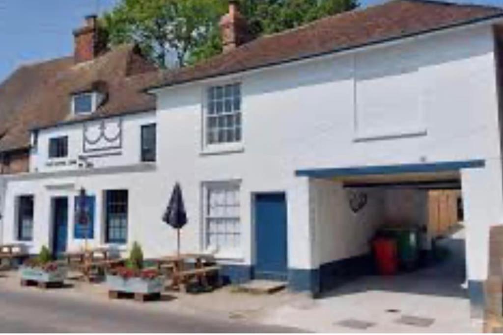 Beautiful Renovated Cottage In Mersham Ashford Kent Exterior foto